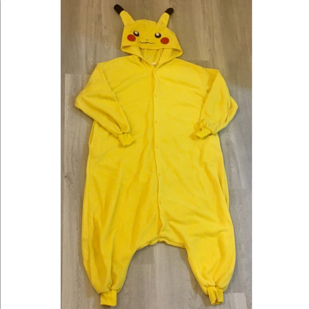 Pikachu onesie/kigurumi